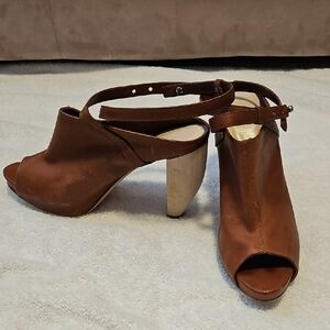 Loeffer Randall Brown Leather Peep-Toe Heels with Ankle Strap Sz 9